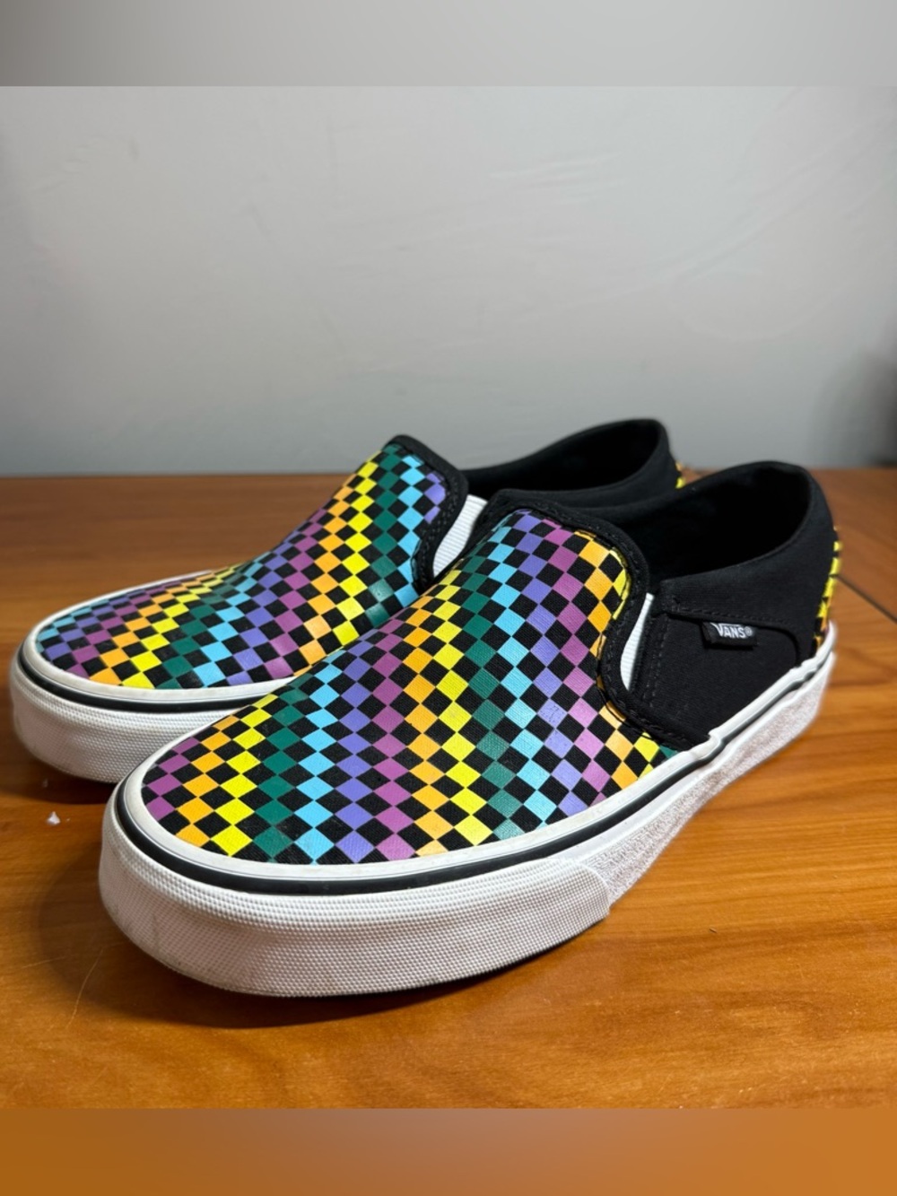 Vans Classic Slip On Checkerboard Canvas Sneaker Skate Rainbow Black Shoe W6.5